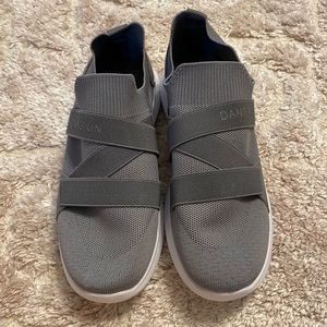 DANSKIN Sneakers